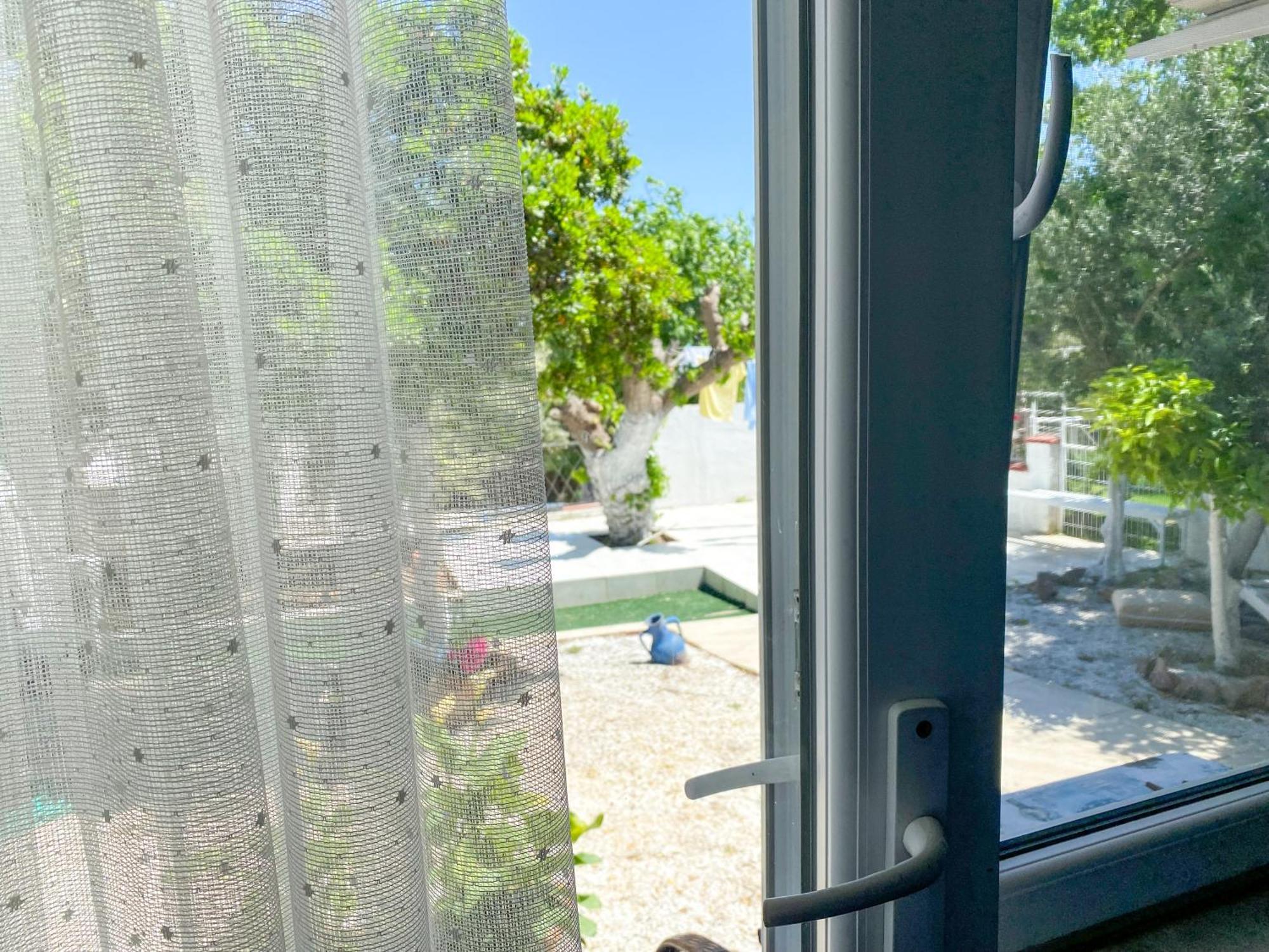 Lacivert Hotel Ayvalik Exterior photo